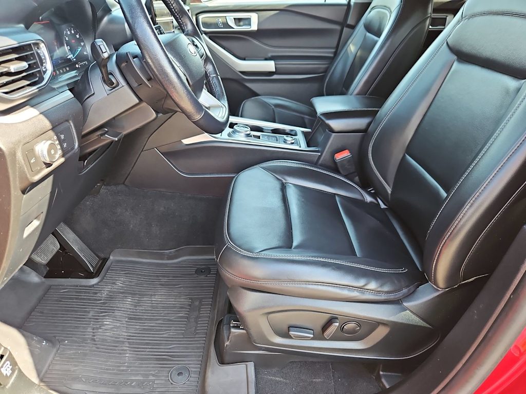 Thumbnail: 2021 Ford Explorer - 11