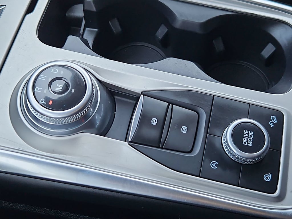 Thumbnail: 2021 Ford Explorer - 36