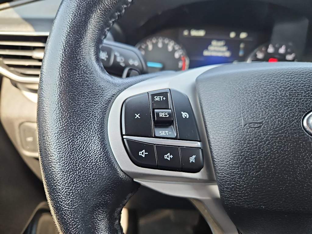 Thumbnail: 2021 Ford Explorer - 29