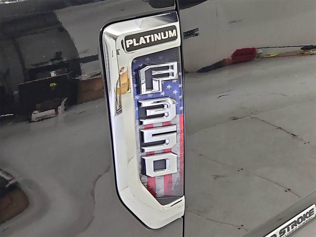 2019 Ford F-350 Platinum 16