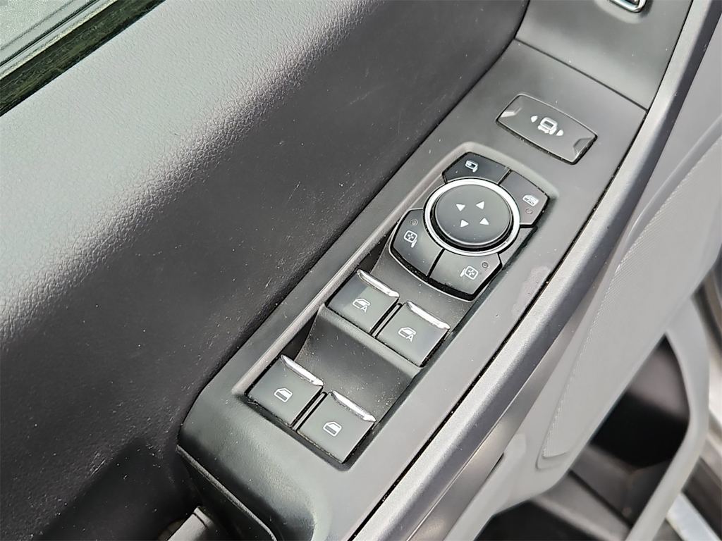 Thumbnail: 2023 Ford F-350 - 25