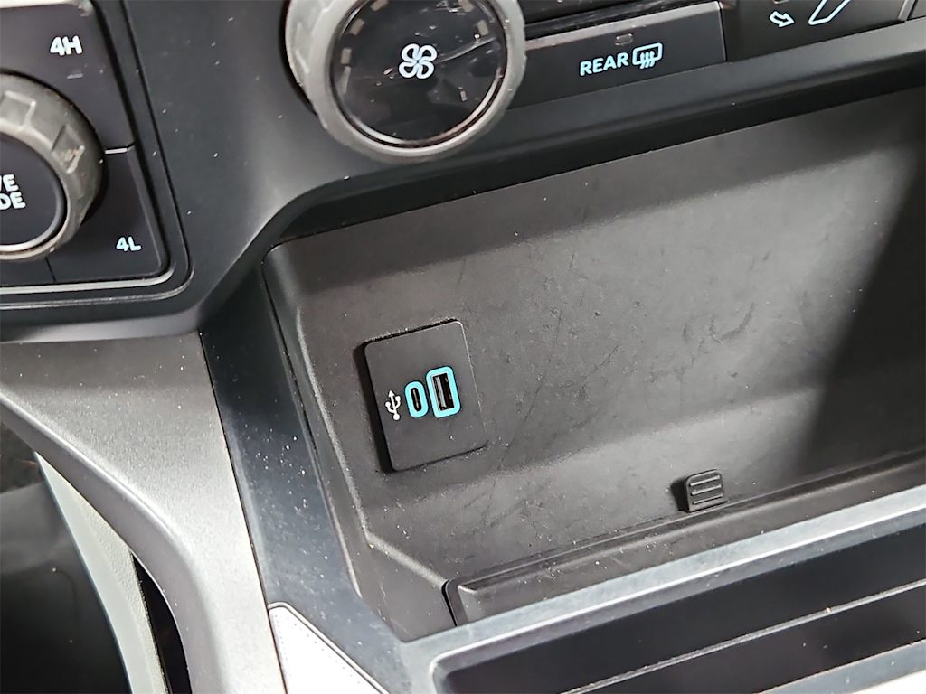 Thumbnail: 2023 Ford F-350 - 34