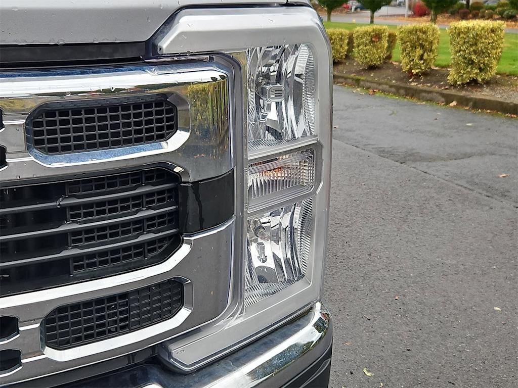 Thumbnail: 2023 Ford F-350 - 24