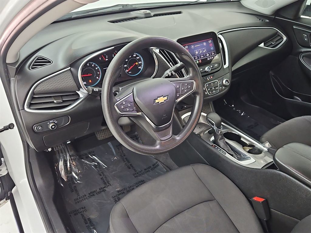 2021 Chevrolet Malibu LT 2