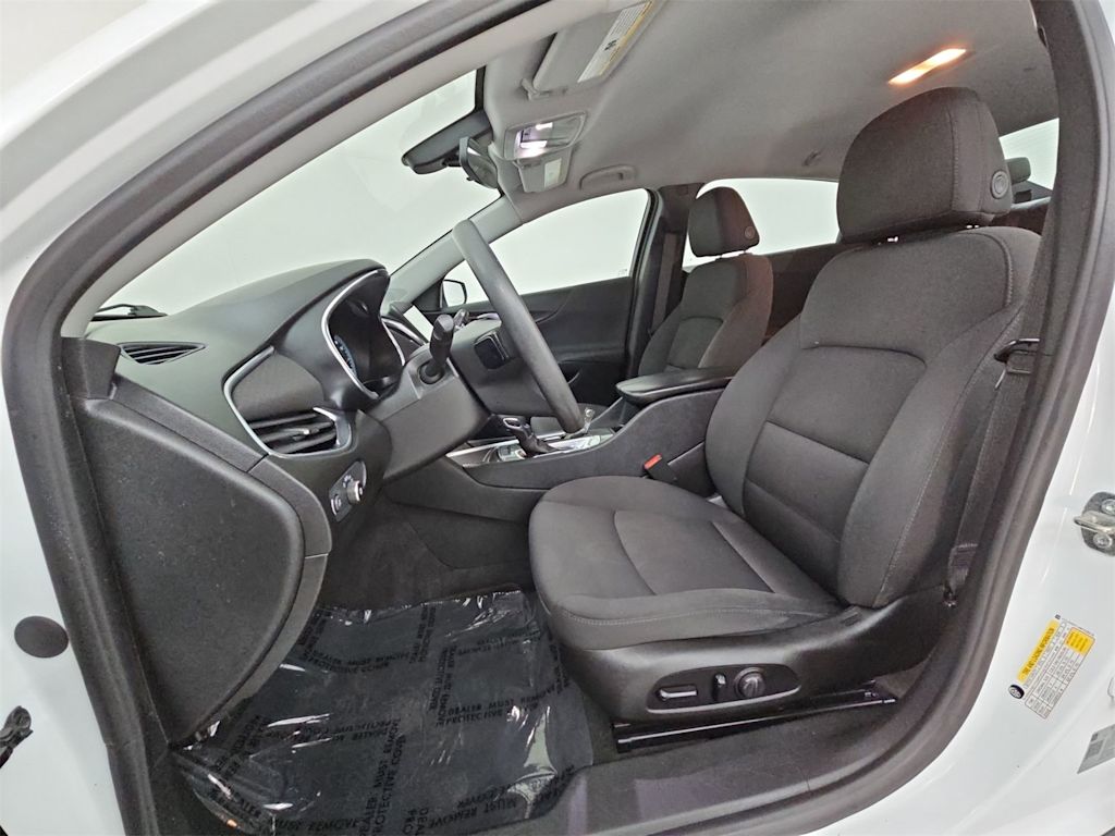 2021 Chevrolet Malibu LT 11