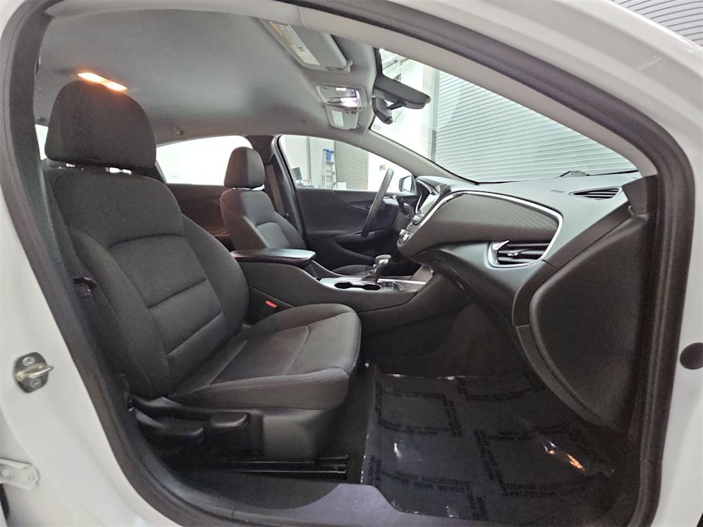 2021 Chevrolet Malibu LT 12