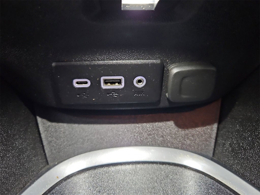 2021 Chevrolet Malibu LT 34