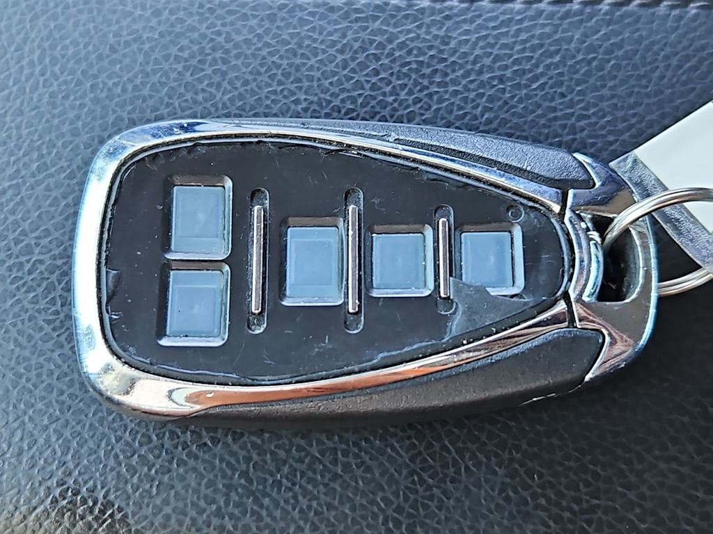 Thumbnail: 2023 Chevrolet Malibu - 36