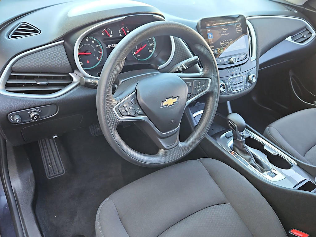 Thumbnail: 2023 Chevrolet Malibu - 2