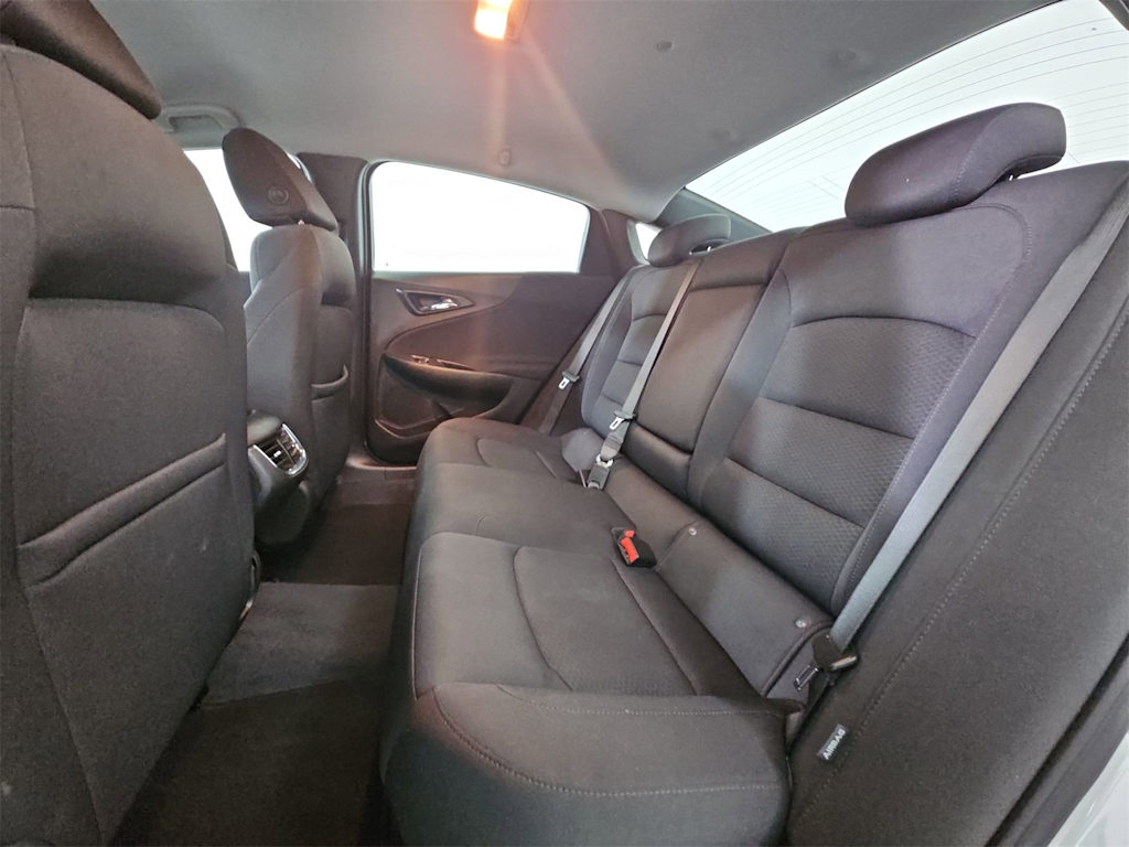 Thumbnail: 2022 Chevrolet Malibu - 27