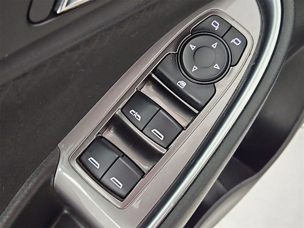 Thumbnail: 2022 Chevrolet Malibu - 26