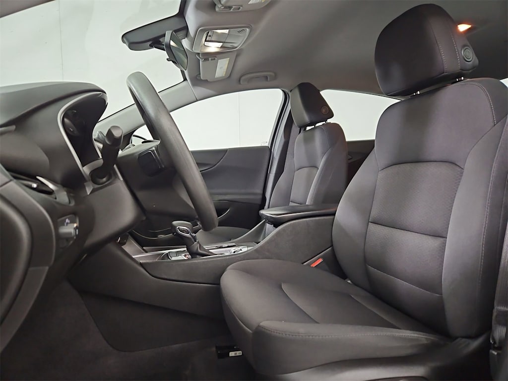 Thumbnail: 2022 Chevrolet Malibu - 11