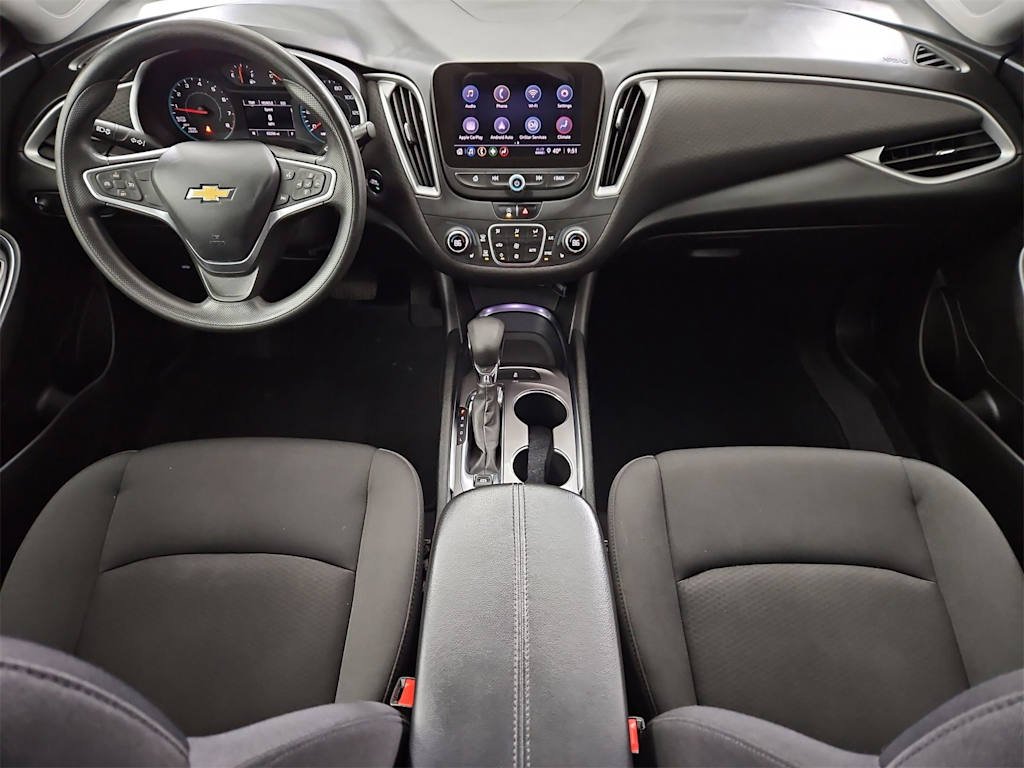 Thumbnail: 2022 Chevrolet Malibu - 10