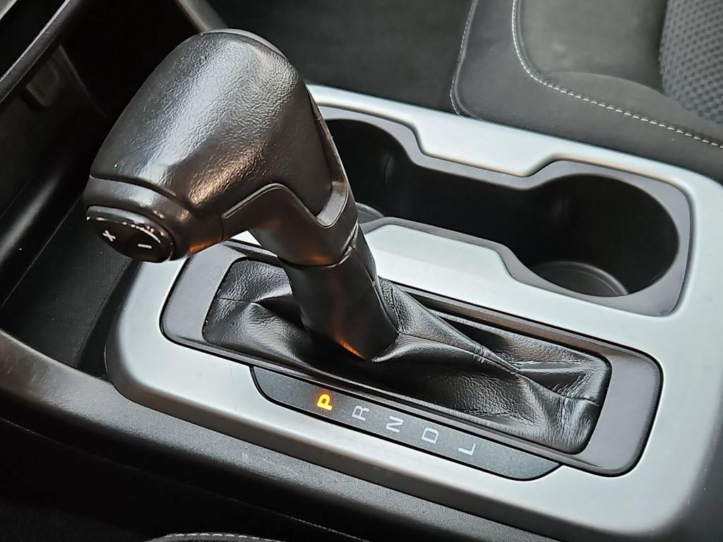 Thumbnail: 2021 Chevrolet Colorado - 16