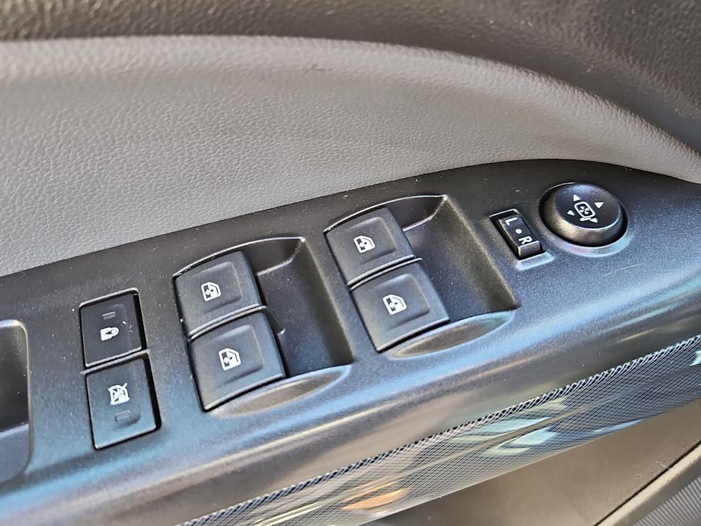 Thumbnail: 2018 Chevrolet Colorado - 26