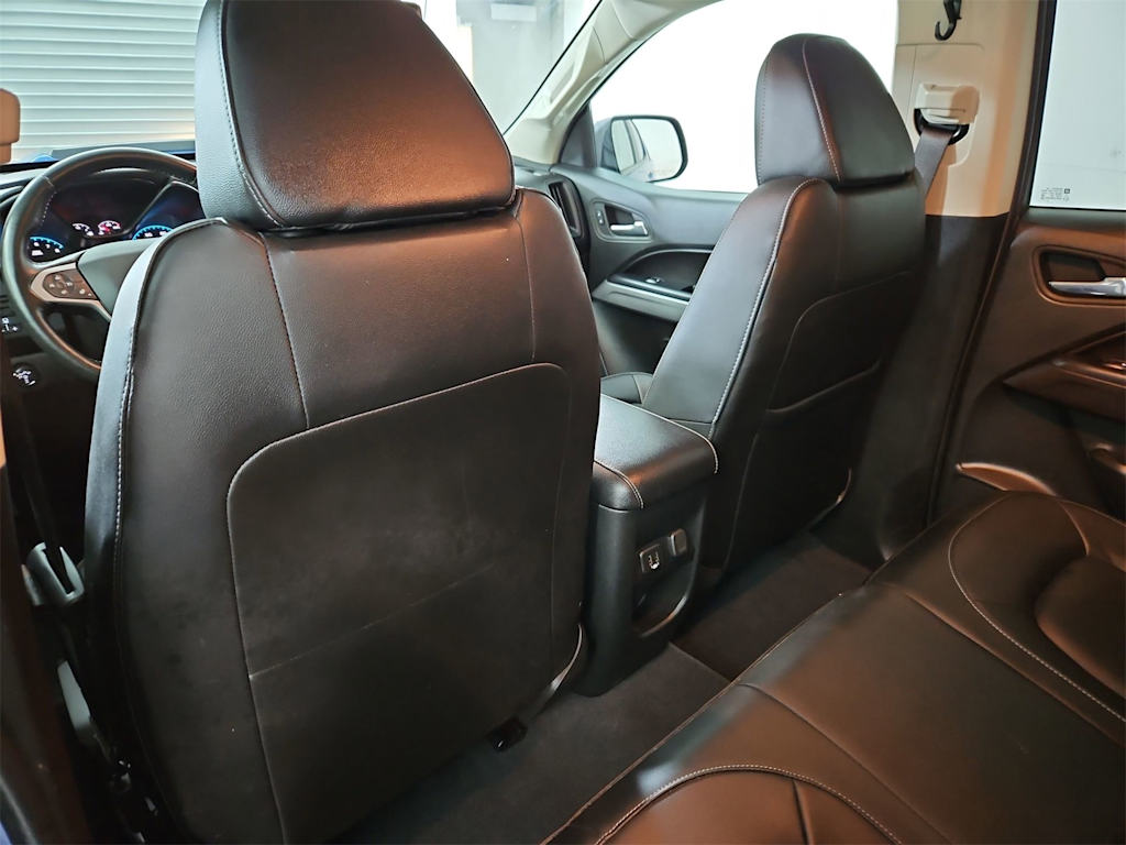 Thumbnail: 2021 Chevrolet Colorado - 13