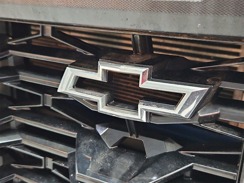 Thumbnail: 2021 Chevrolet Colorado - 7