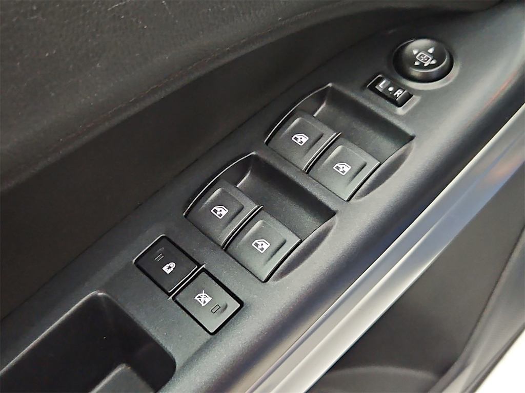 Thumbnail: 2021 Chevrolet Colorado - 26