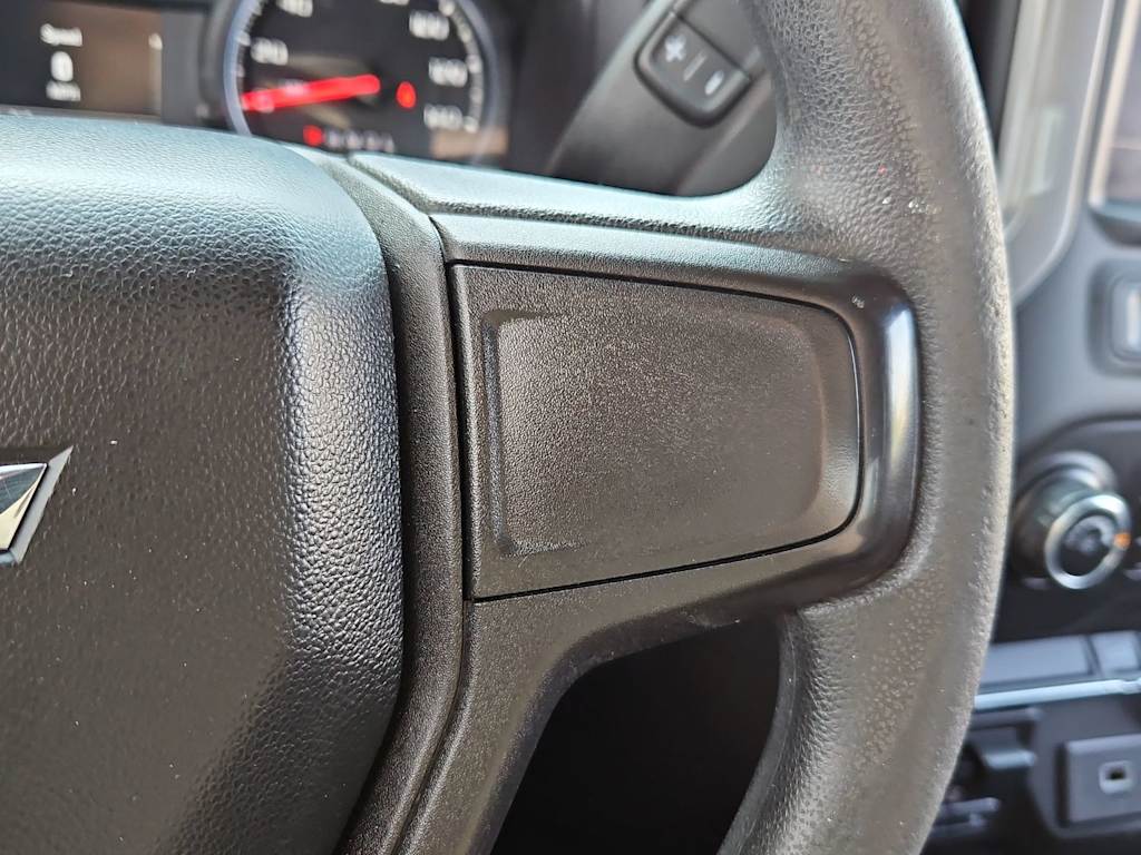Thumbnail: 2020 Chevrolet Silverado 1500 - 29
