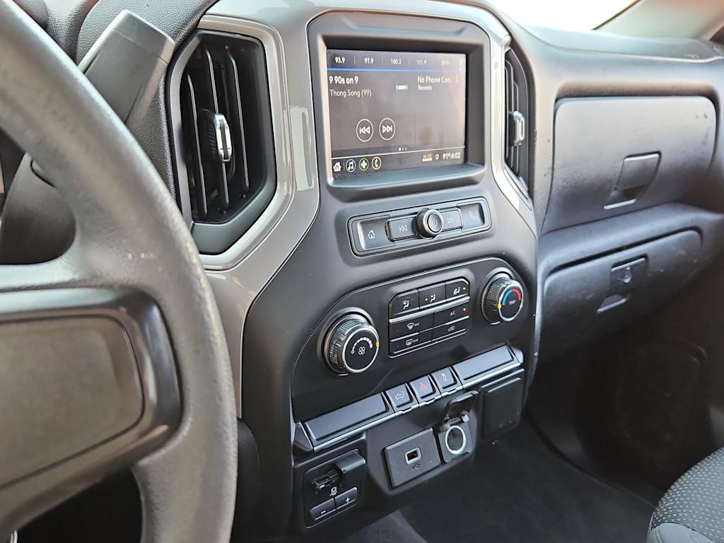 Thumbnail: 2020 Chevrolet Silverado 1500 - 15