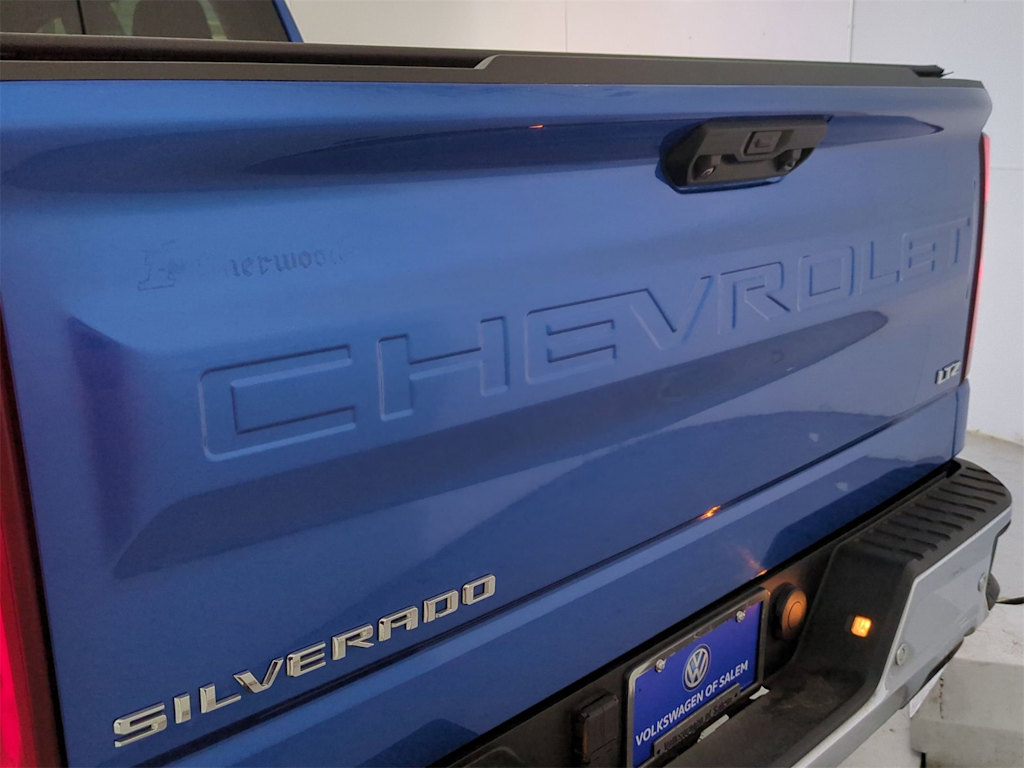 Thumbnail: 2022 Chevrolet Silverado 1500 - 7