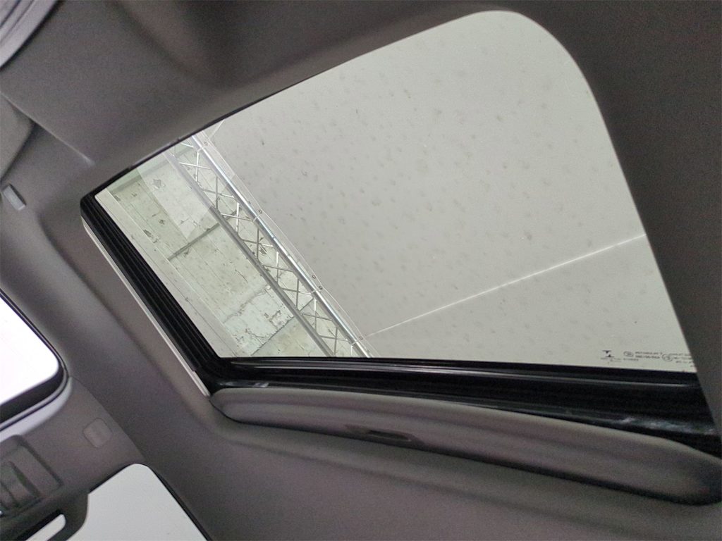 Thumbnail: 2022 Chevrolet Silverado 1500 - 26