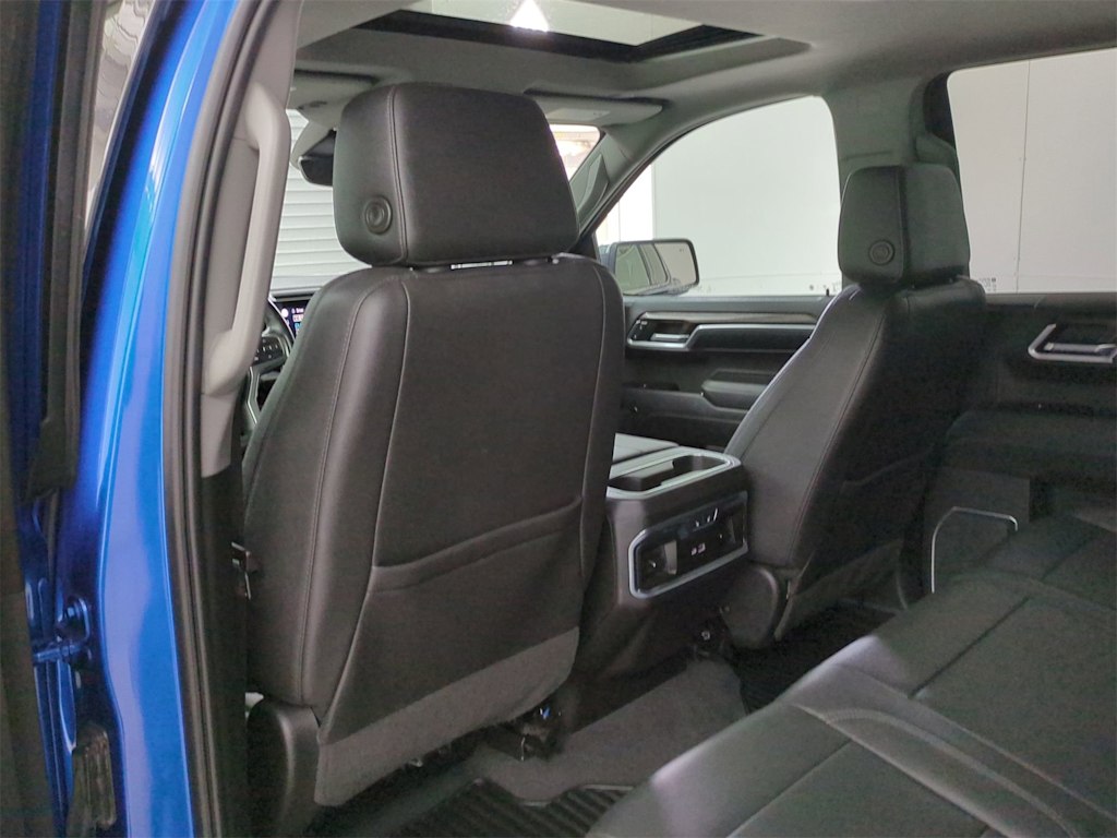 Thumbnail: 2022 Chevrolet Silverado 1500 - 13