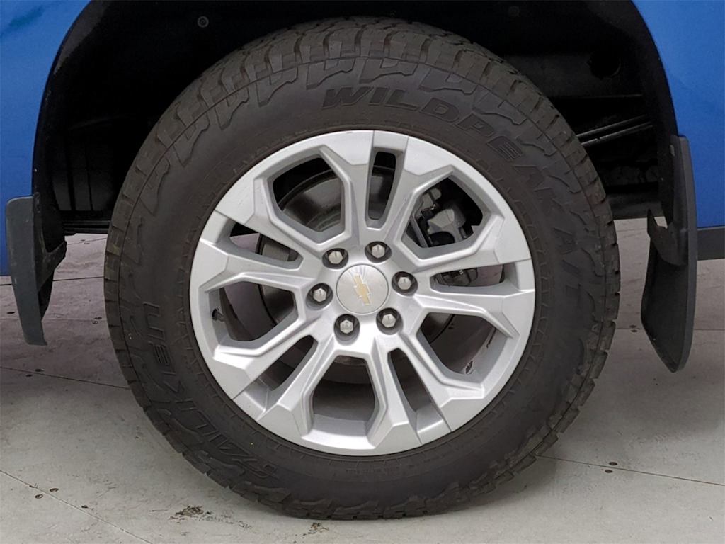 Thumbnail: 2022 Chevrolet Silverado 1500 - 8