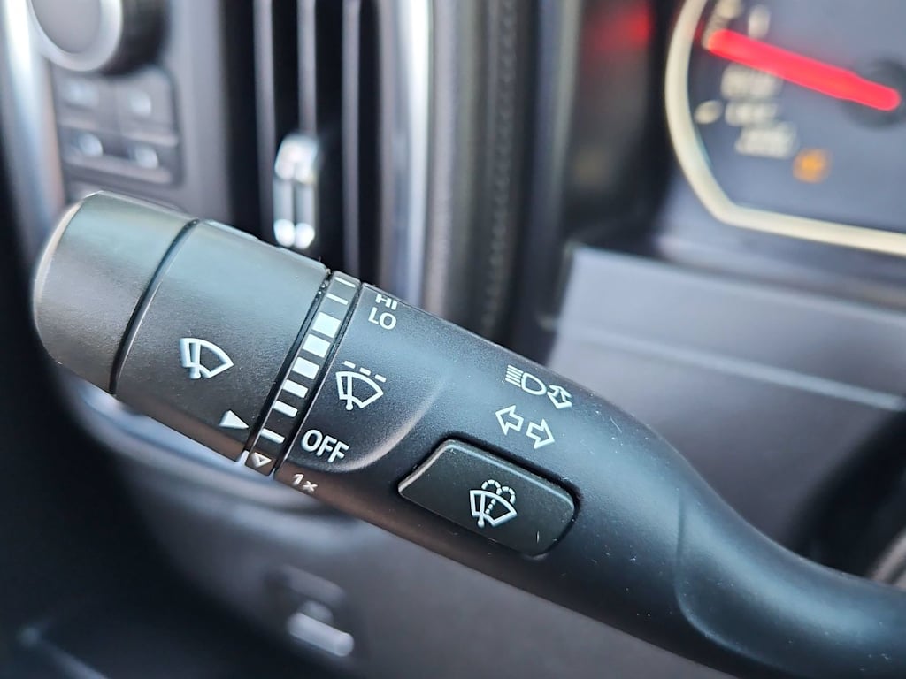 Thumbnail: 2019 Chevrolet Silverado 1500 - 31