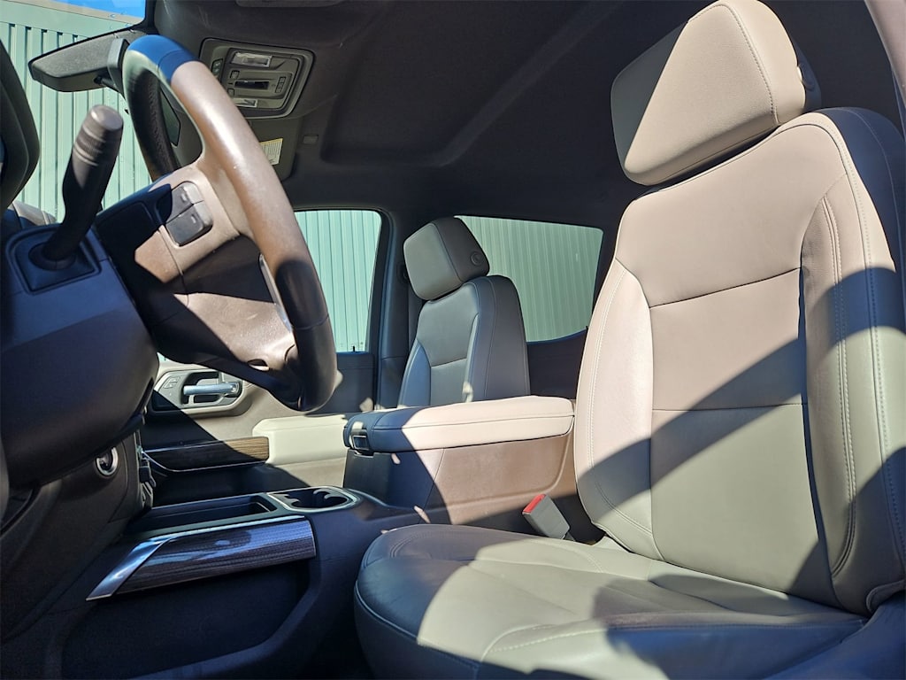 Thumbnail: 2019 Chevrolet Silverado 1500 - 11