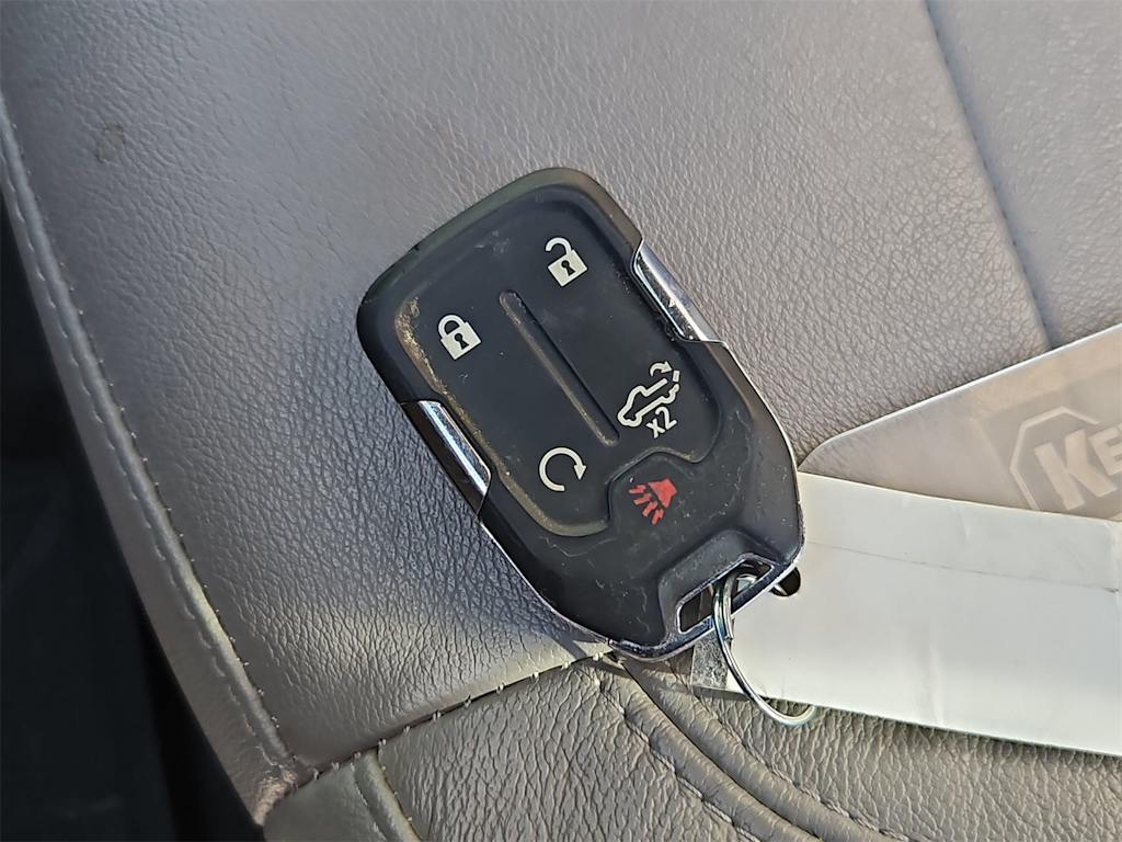 Thumbnail: 2019 Chevrolet Silverado 1500 - 36