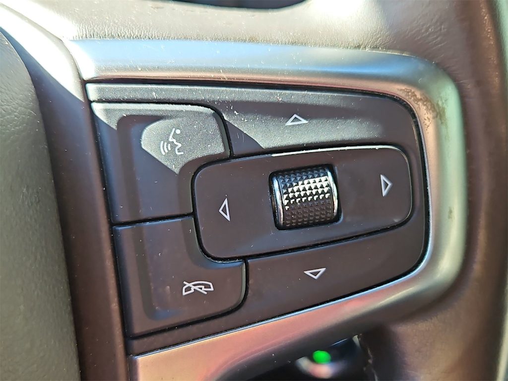 Thumbnail: 2019 Chevrolet Silverado 1500 - 30