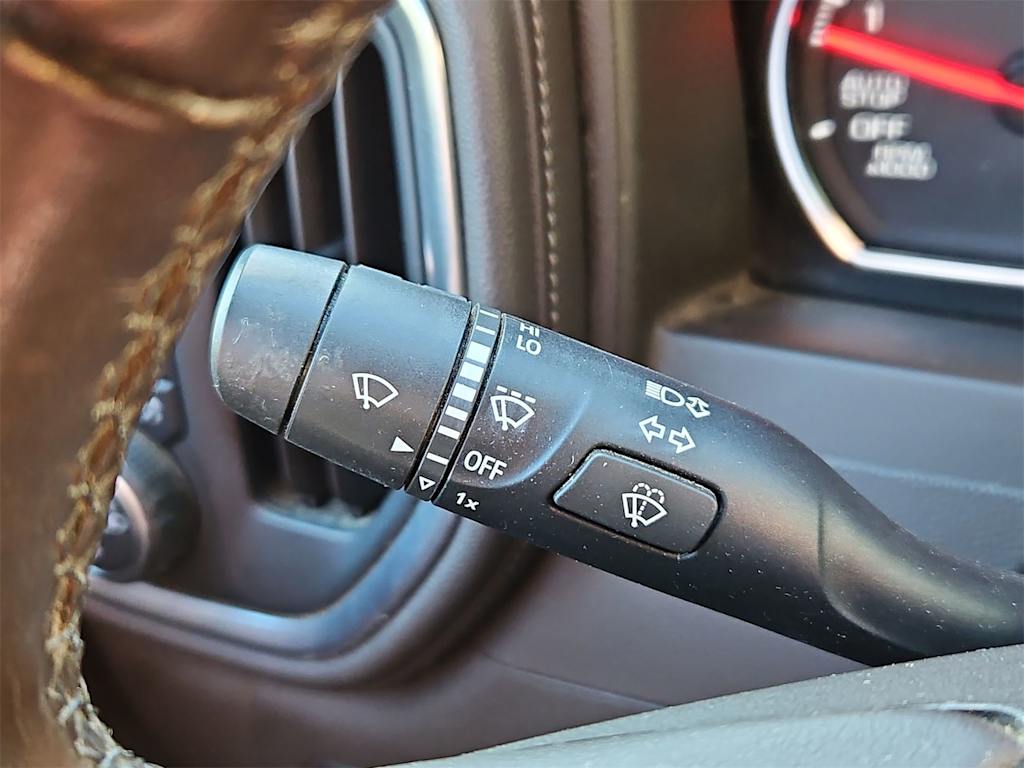 Thumbnail: 2019 Chevrolet Silverado 1500 - 14