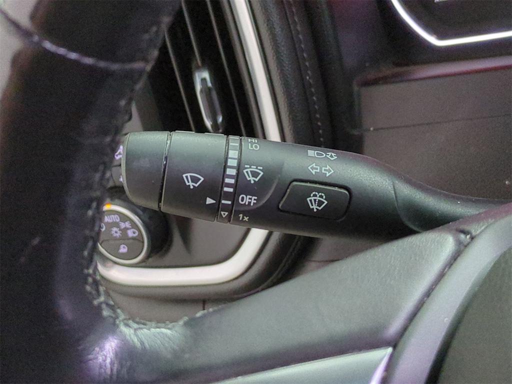 Thumbnail: 2020 Chevrolet Silverado 1500 - 33