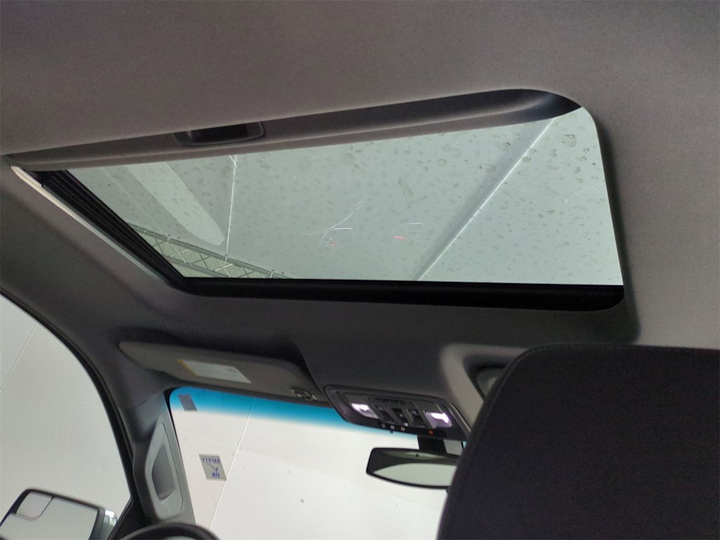 Thumbnail: 2020 Chevrolet Silverado 1500 - 29