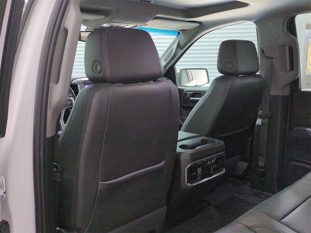 Thumbnail: 2020 Chevrolet Silverado 1500 - 13