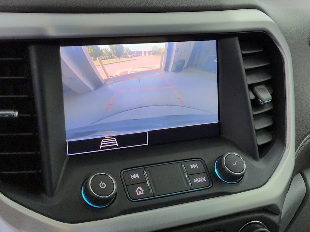 Thumbnail: 2022 GMC Acadia - 31
