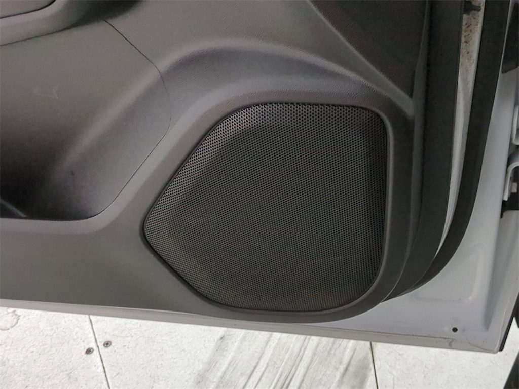 Thumbnail: 2018 GMC Acadia - 32