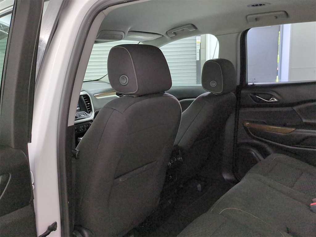 Thumbnail: 2018 GMC Acadia - 13