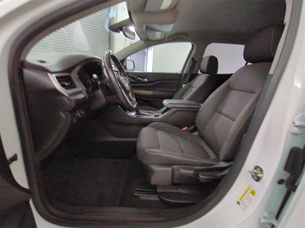 Thumbnail: 2018 GMC Acadia - 11