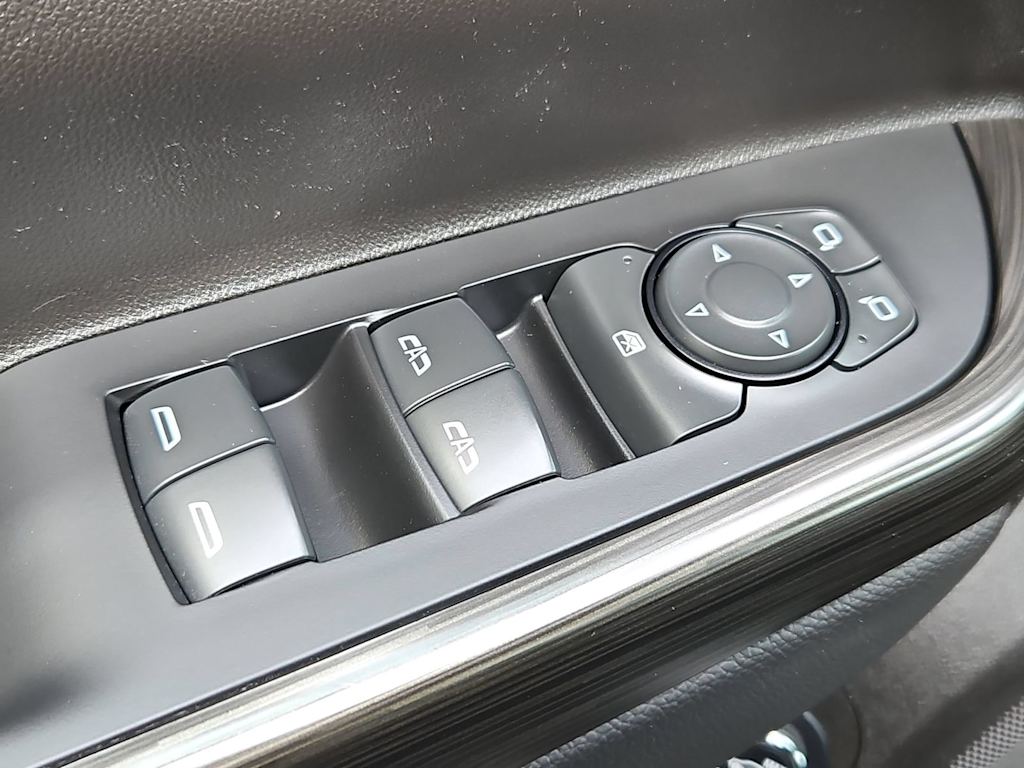 Thumbnail: 2023 GMC Acadia - 25