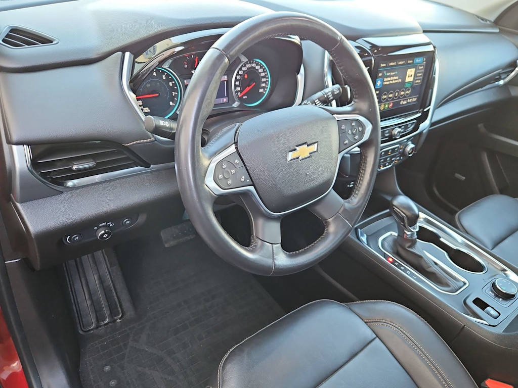 Thumbnail: 2021 Chevrolet Traverse - 2