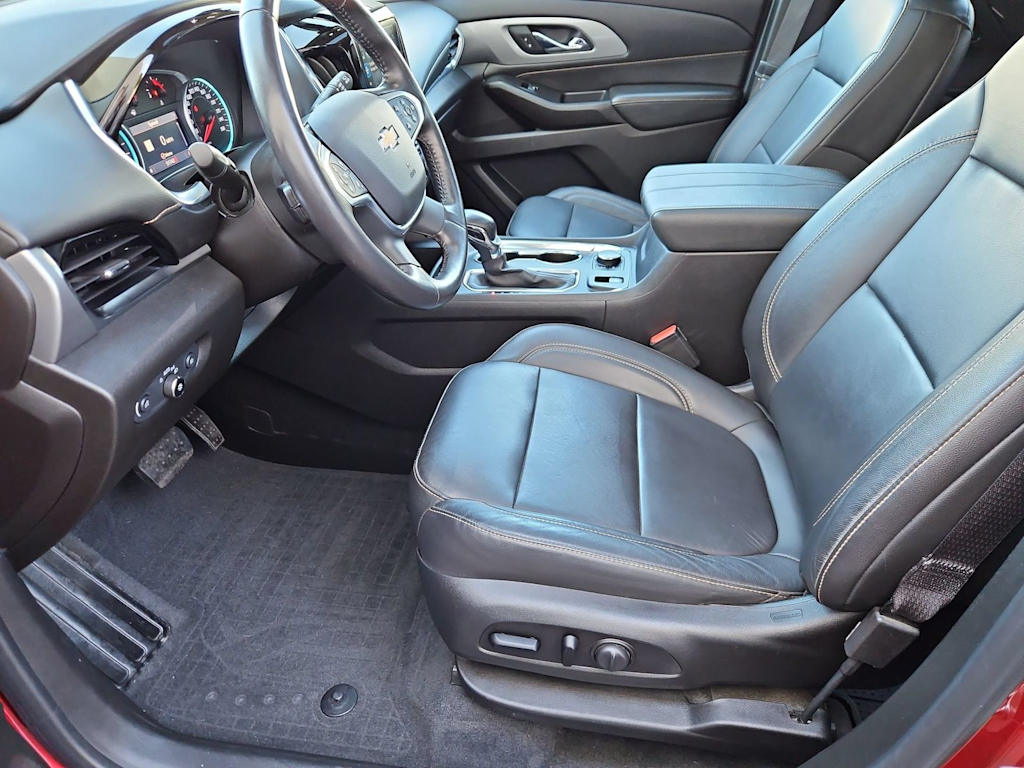 Thumbnail: 2021 Chevrolet Traverse - 11