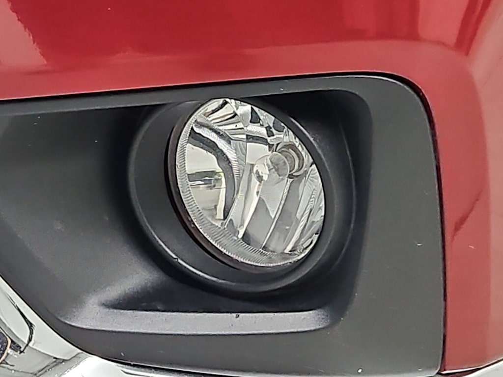 Thumbnail: 2021 Chevrolet Traverse - 24