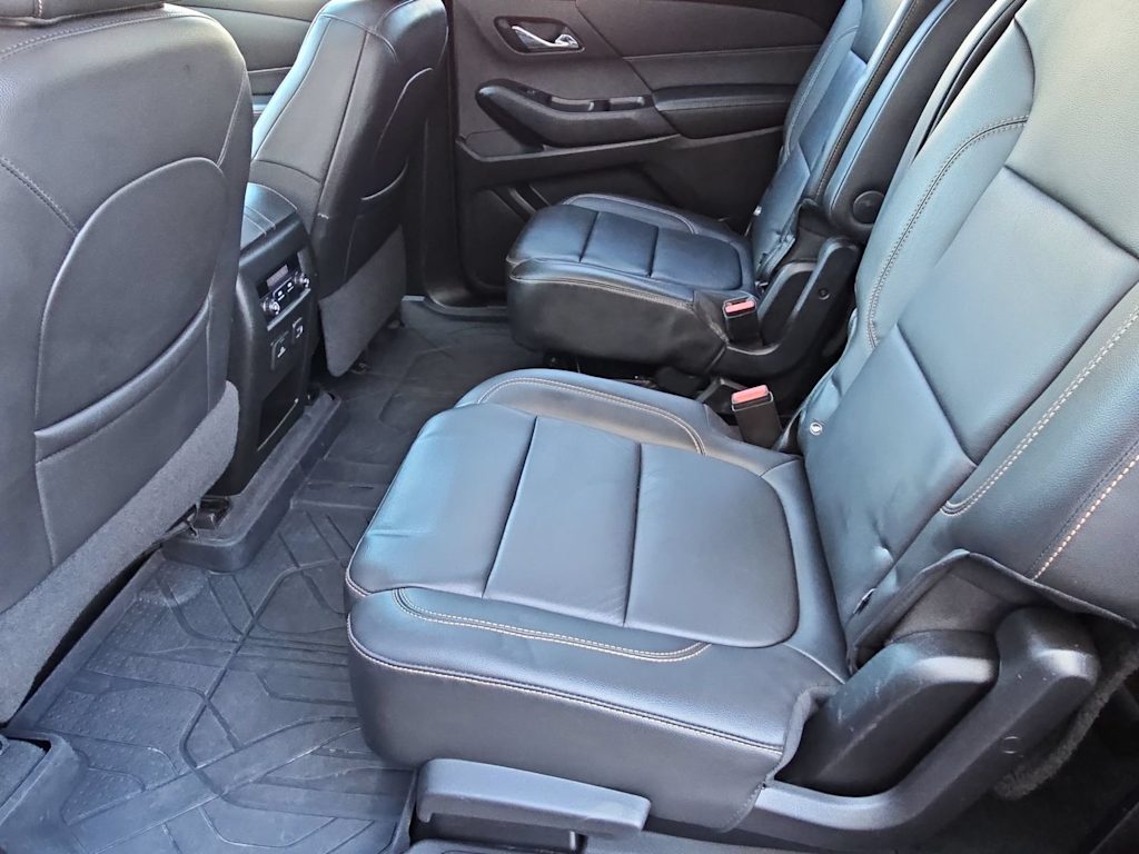 Thumbnail: 2021 Chevrolet Traverse - 13