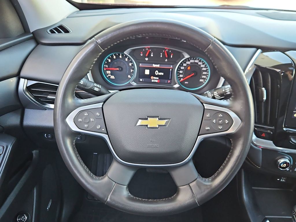 Thumbnail: 2021 Chevrolet Traverse - 14