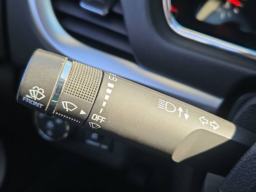 Thumbnail: 2017 Chevrolet Traverse - 34