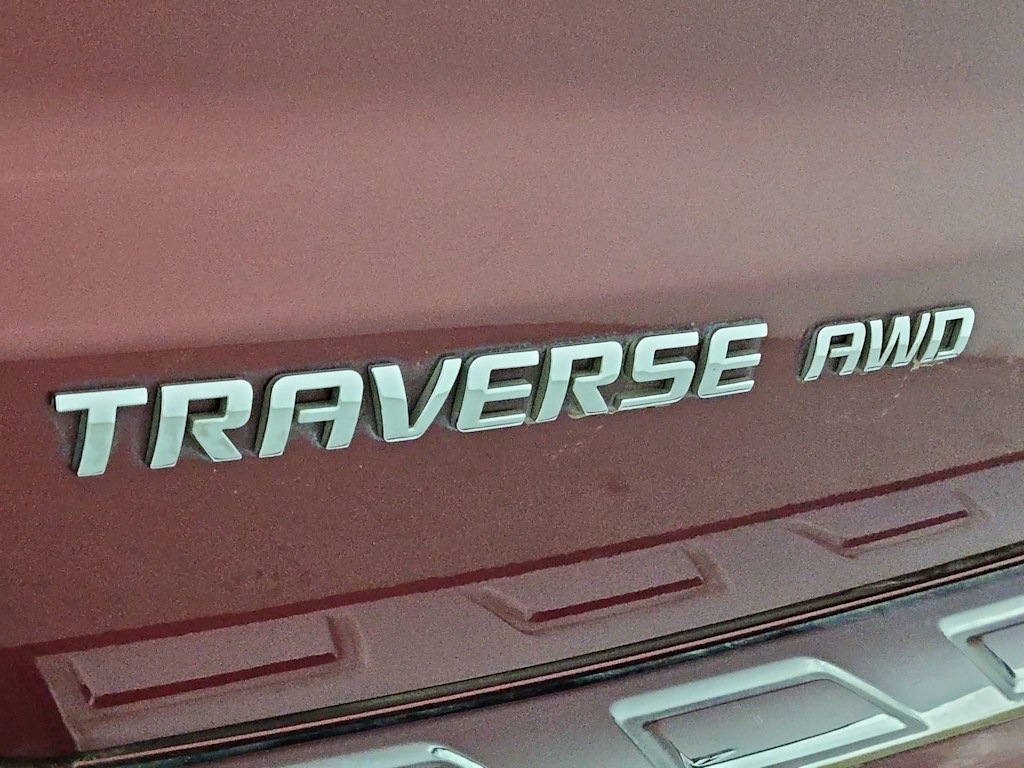 Thumbnail: 2017 Chevrolet Traverse - 25