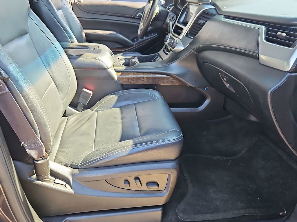 Thumbnail: 2015 Chevrolet Tahoe - 28