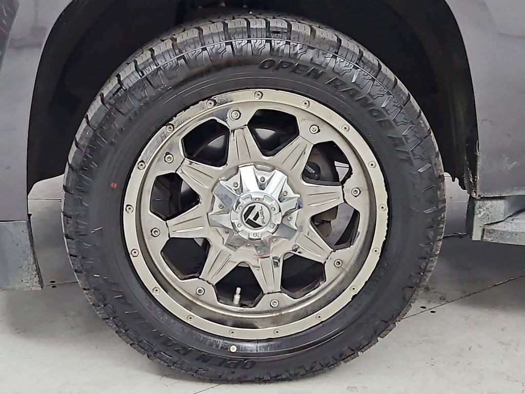 Thumbnail: 2015 Chevrolet Tahoe - 8